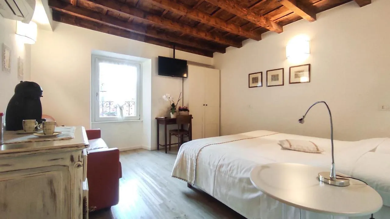 B&B Ai Musei Brescia Italy